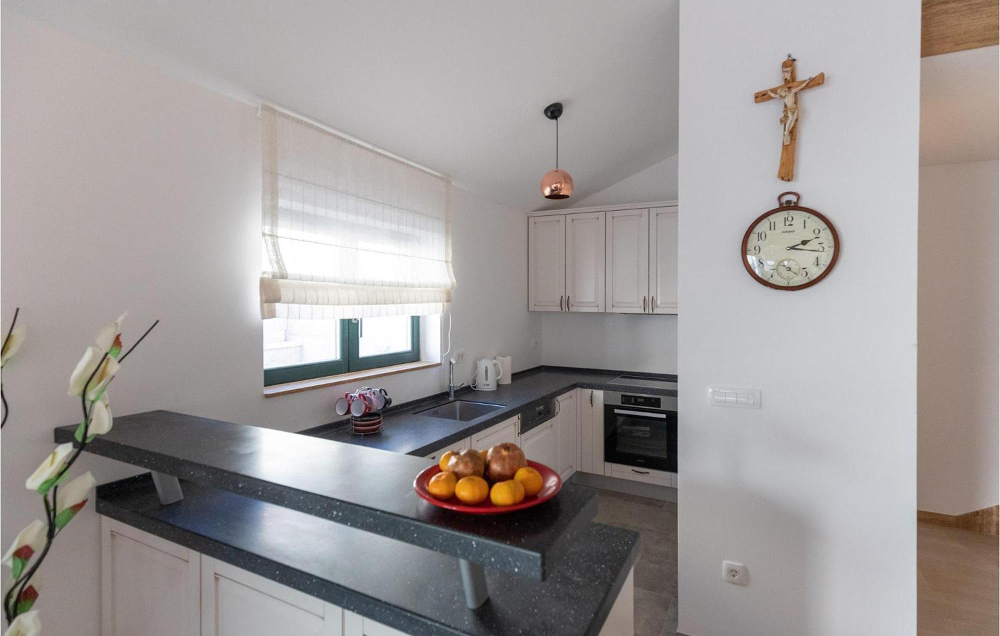 Lovely Home In Klek With House A Panoramic View Esterno foto