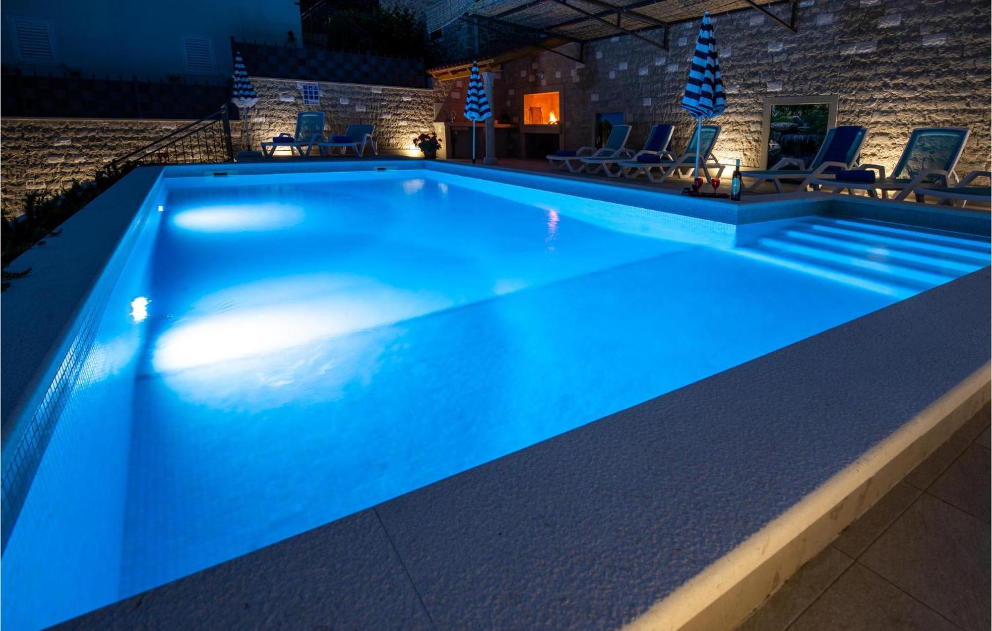 Lovely Home In Klek With House A Panoramic View Esterno foto
