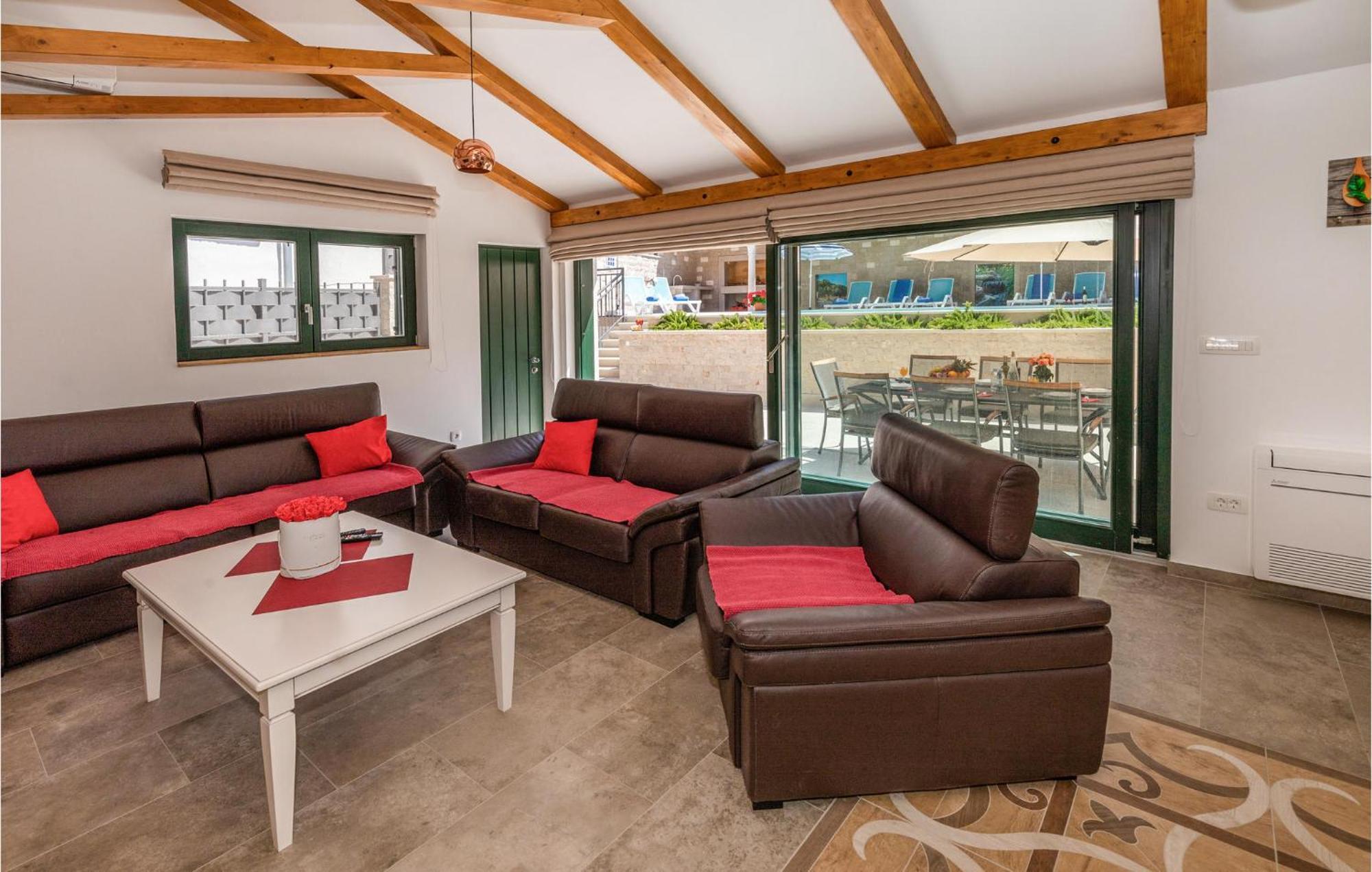 Lovely Home In Klek With House A Panoramic View Esterno foto